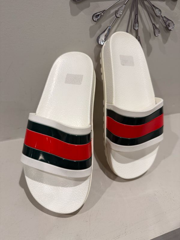 Gucci White Slides Women’s 9