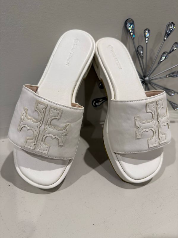 Tory Burch White Slippers 8