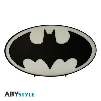 Batman logo lamp