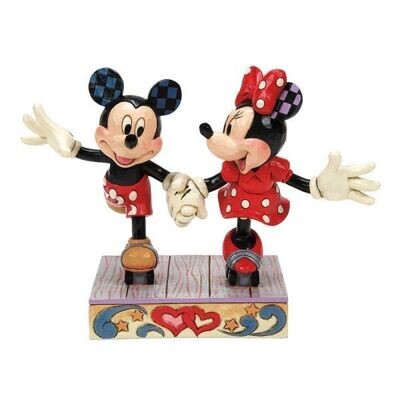 Disney Traditions Mickey & Minnie skating Disney Traditions Mickey & Minnie skating "A sweet Skate"
