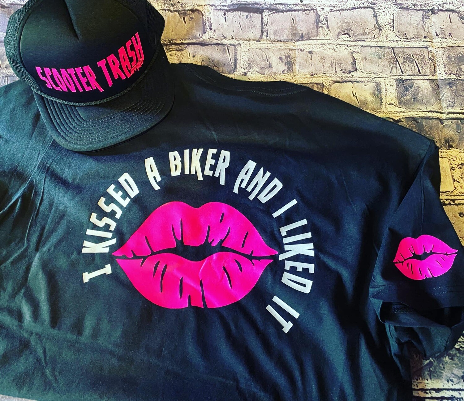I KISSED A BIKER AND I LIKED IT - T-SHIRT