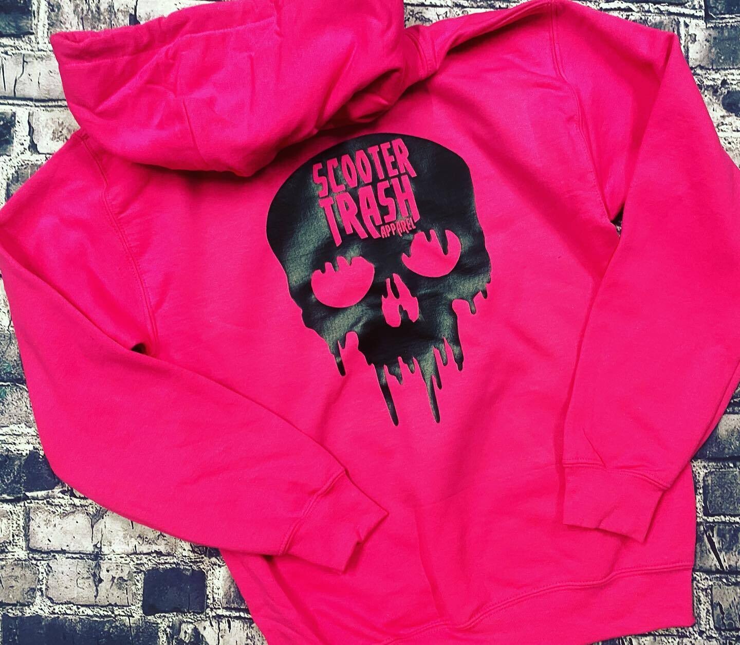 HOT PINK DRIP SKULL - HOODIE