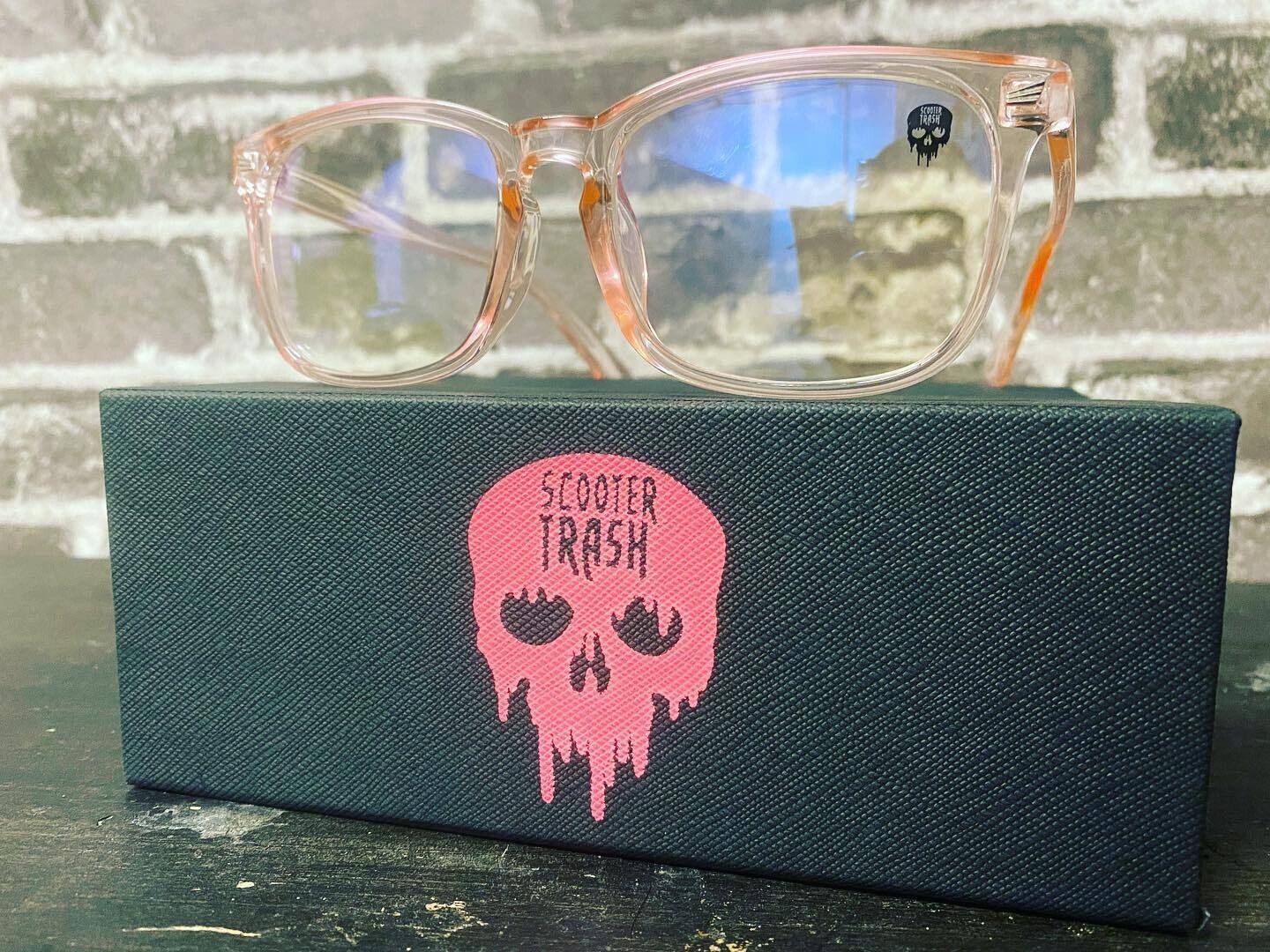 WINDSHIELD - CLEAR - GLASSES