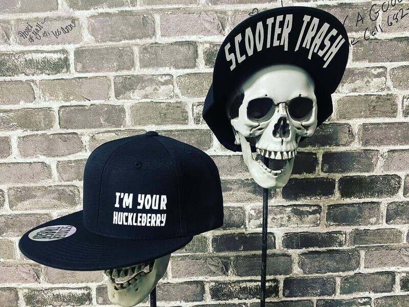 I&#39;M YOUR HUCKLEBERRY - SNAP BACK