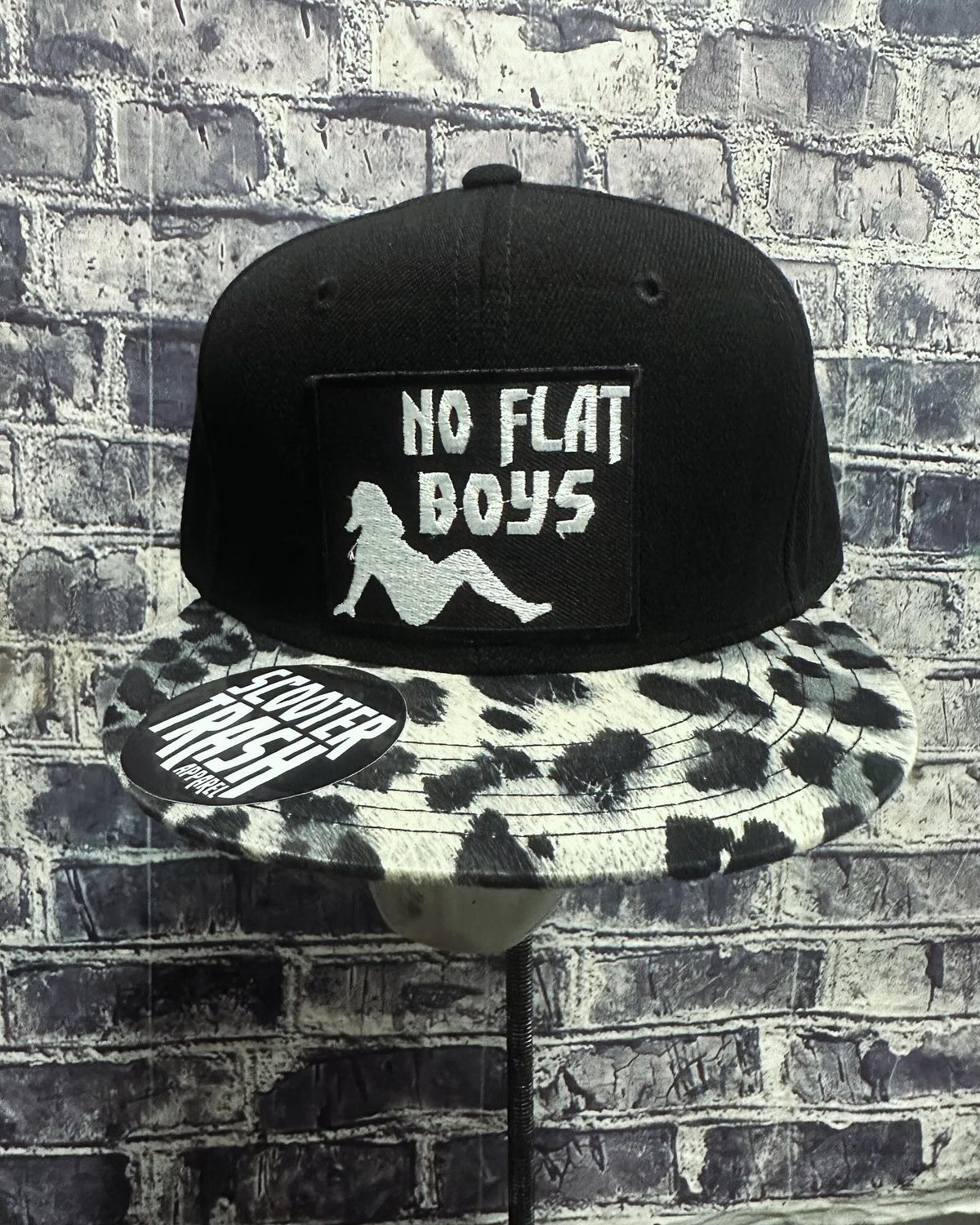 NO FLAT BOYS- WHITE BILL -CHEETAH PRINT BILL - SNAP BACK