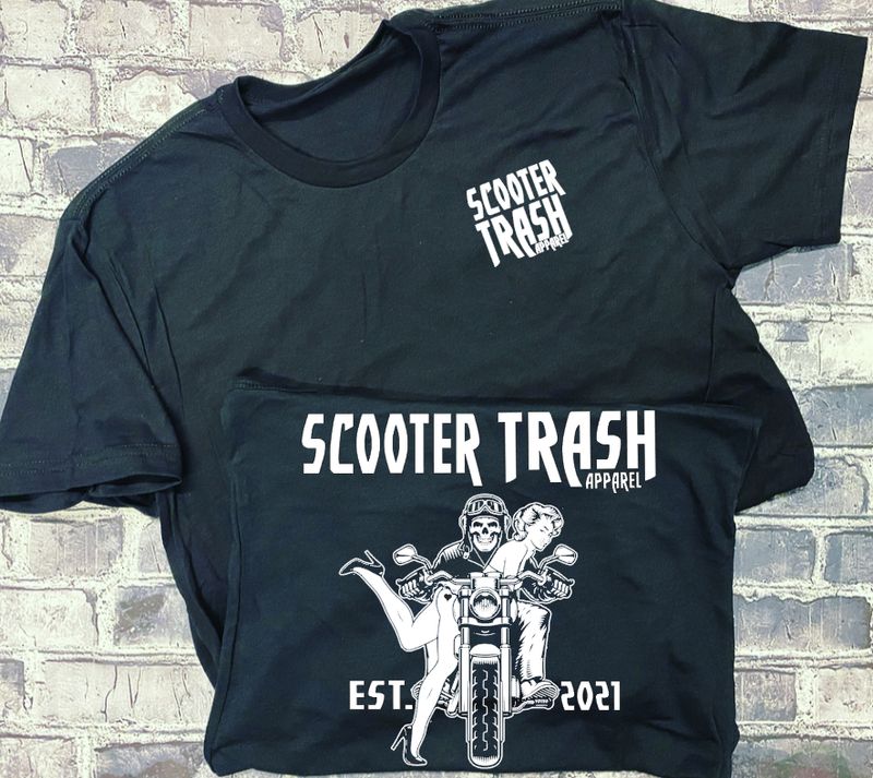 SCOOTER TRASH LOGO GIRL WITH LEG UP- T-SHIRT