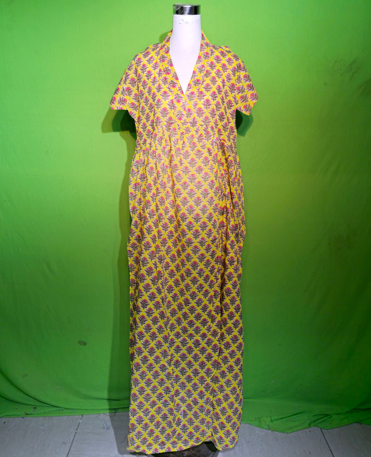 L-XL Crystal Amani Dress 100% Cotton 57&quot; Inches Long Jalabiya