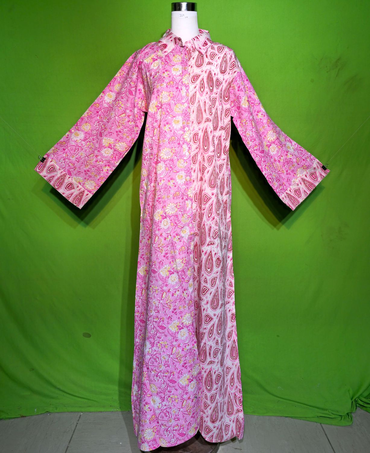 L-XL Crystal Singapore Dress 100% Cotton 57&quot; Inches Long Jalabiya