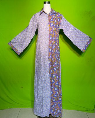 S-M Crystal Singapore Dress 100% Cotton 57&quot; Inches Long Jalabiya
