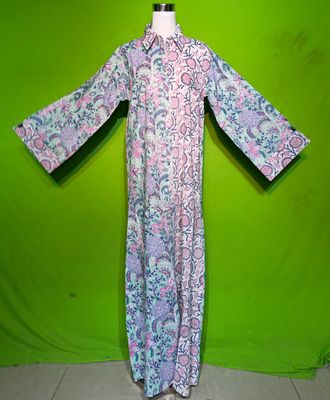L-XL Crystal Singapore Dress 100% Cotton 57&quot; Inches Long Jalabiya