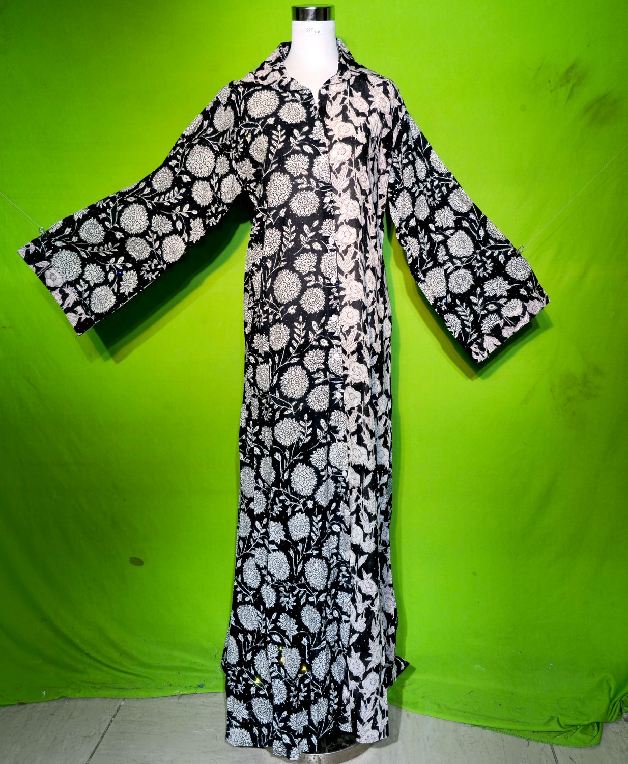 S-M Crystal Singapore Dress 100% Cotton 57&quot; Inches Long Jalabiya