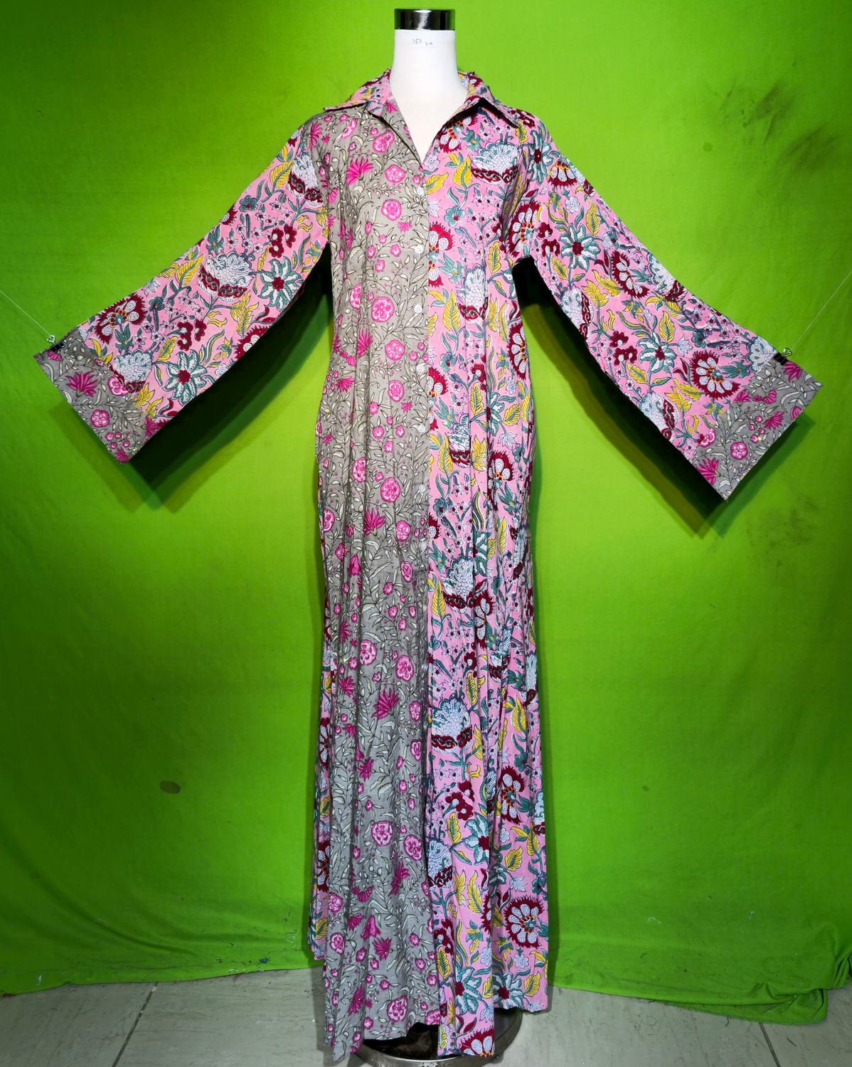 S-M Crystal Singapore Dress 100% Cotton 57&quot; Inches Long Jalabiya