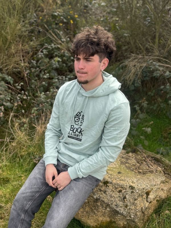 Sweat shirt