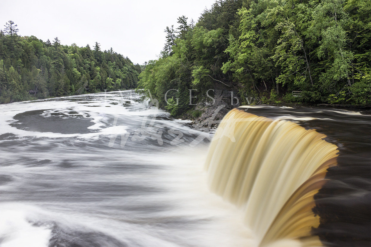 Tahquamenon Falls