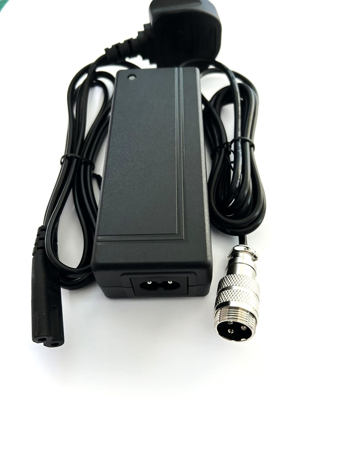 Pro Rider &amp; Ben Sayers Electric golf trolley Lithium battery charger