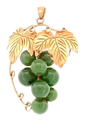 Serpentine Grapes Brooch / Pendant in 18k