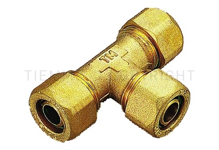 1407 RACCORDO COBRAPEX 18 x 18 x 18 x 2.5 TE PER TUBO PEX