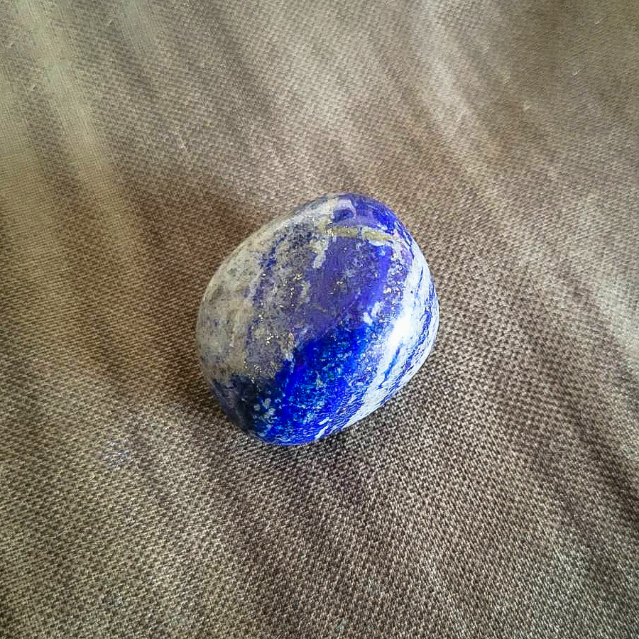1 Energized Pebble of Lapis Lazuli