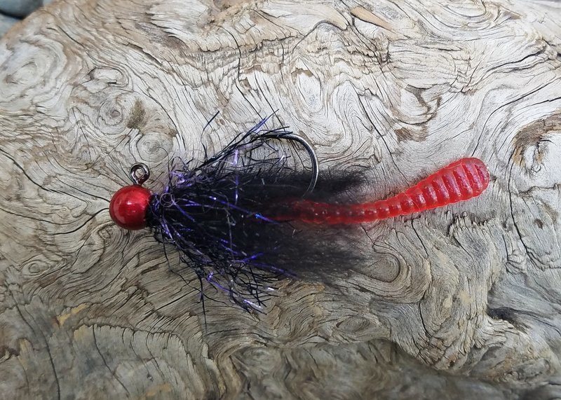 #WM07 &#39;Black &amp; Red&#39; UV Worm Jig
