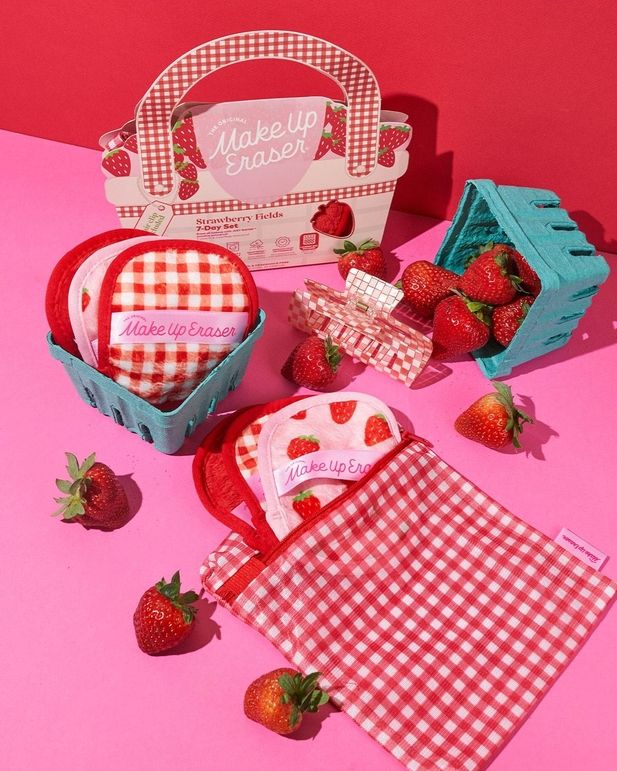 Makeup Eraser Gift Set