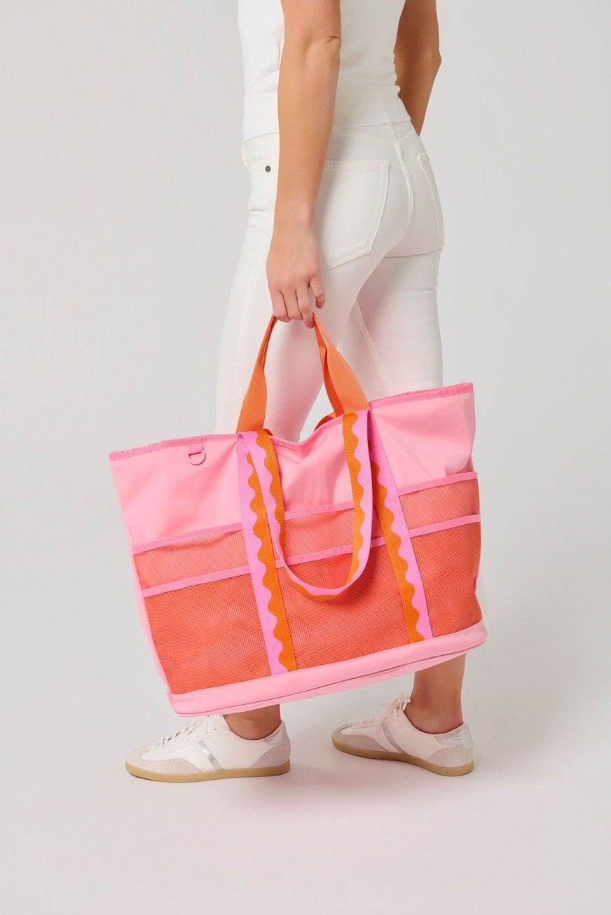 Neoprene Scallop Tote
