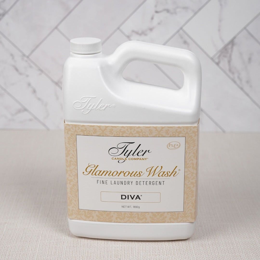 Tyler Candle Company - Glamorous Wash - 1.89 Liter