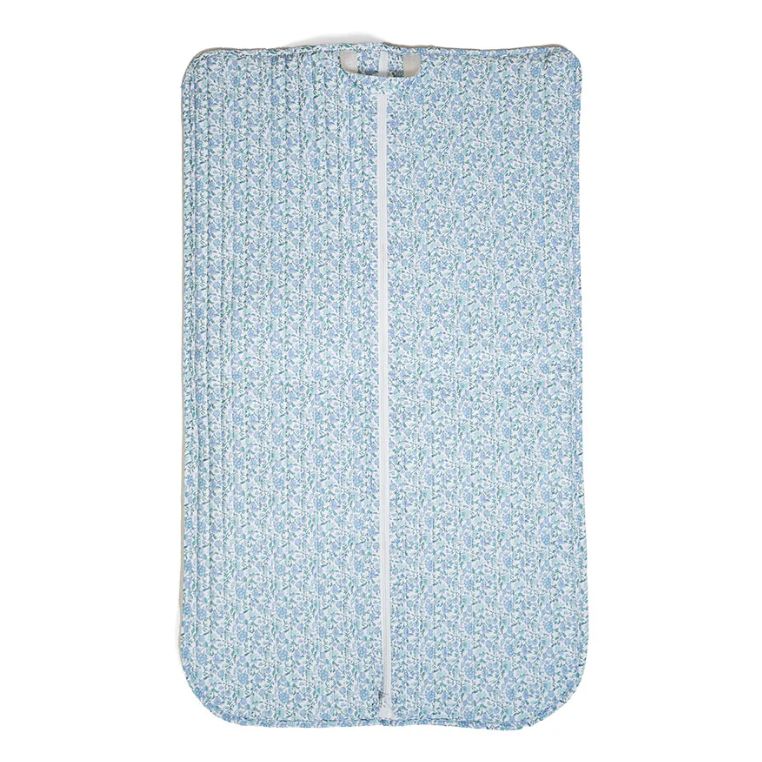 TRVL Quilted Garment Bag, Garment Bag Pattern: Blue/Green Floral