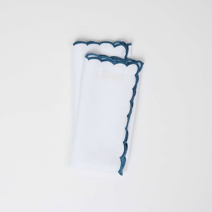 White Scalloped Napkins - Set of 2