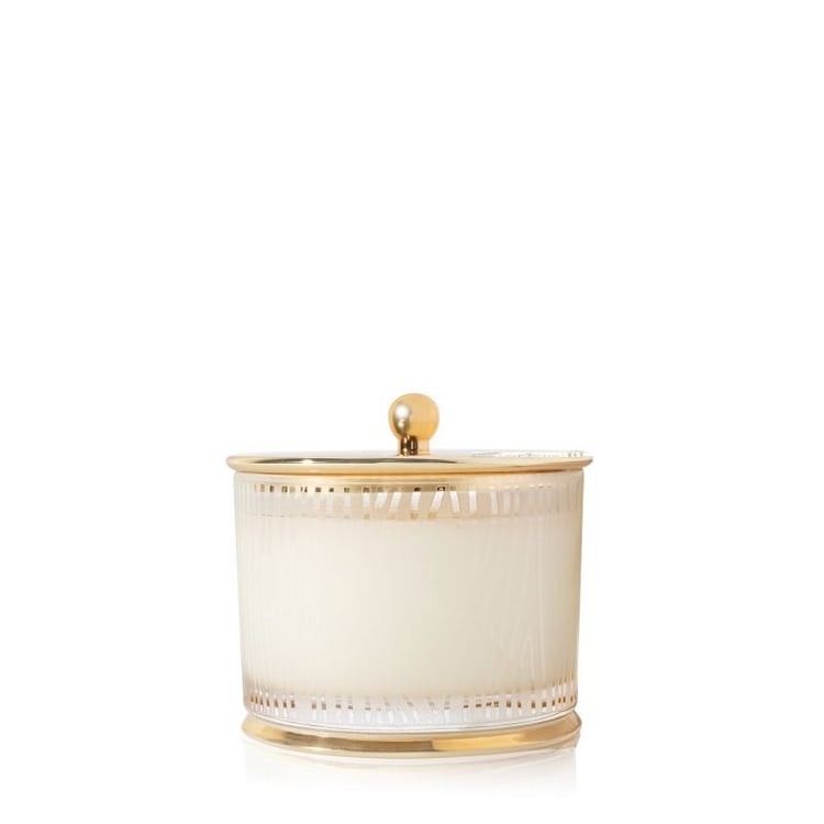 Frasier Fir Frosted Woodgrain Candle 9oz. Frasier Fir Frosted Woodgrain Candle 9oz.