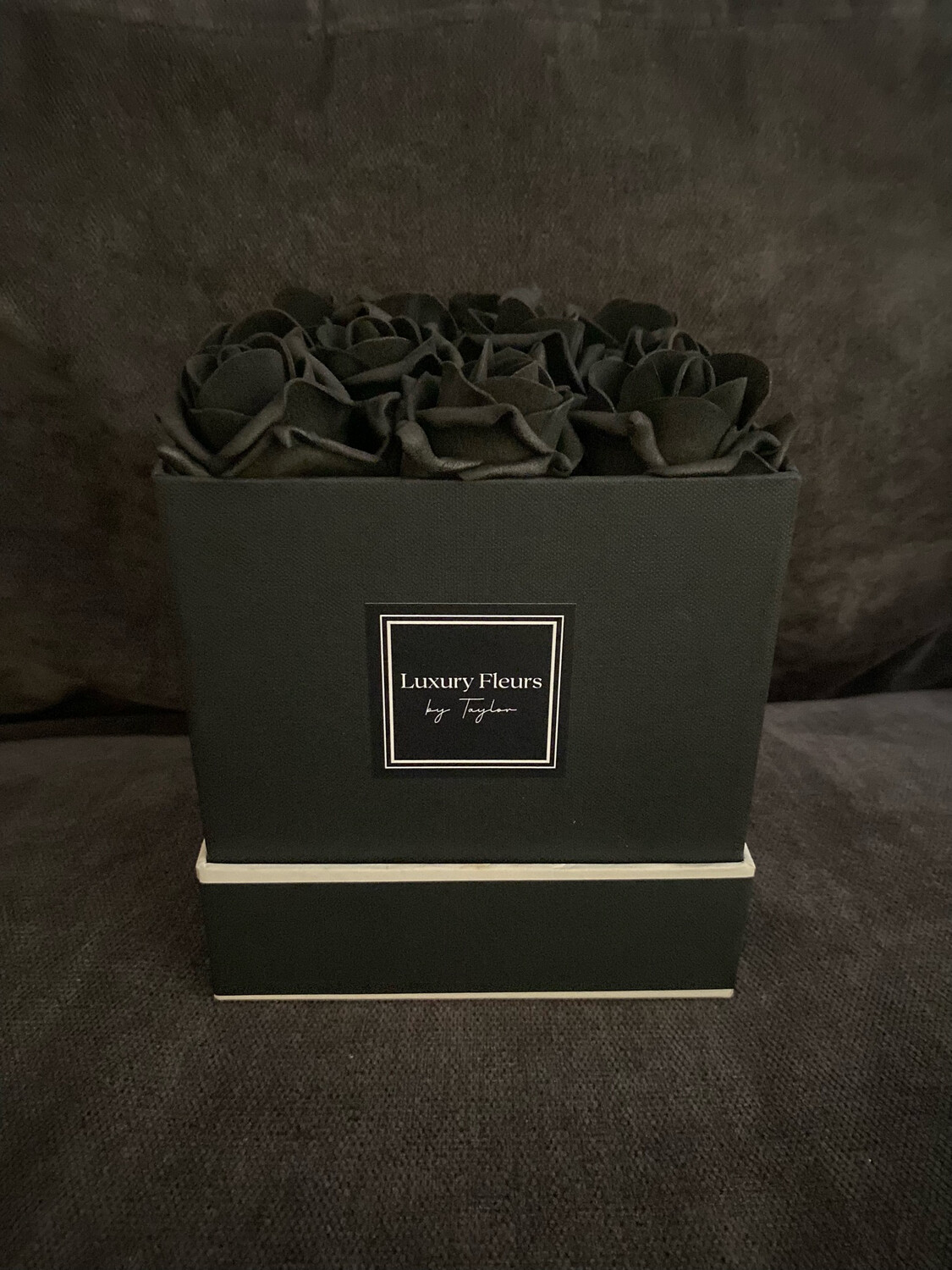 Small Black artificial flower box