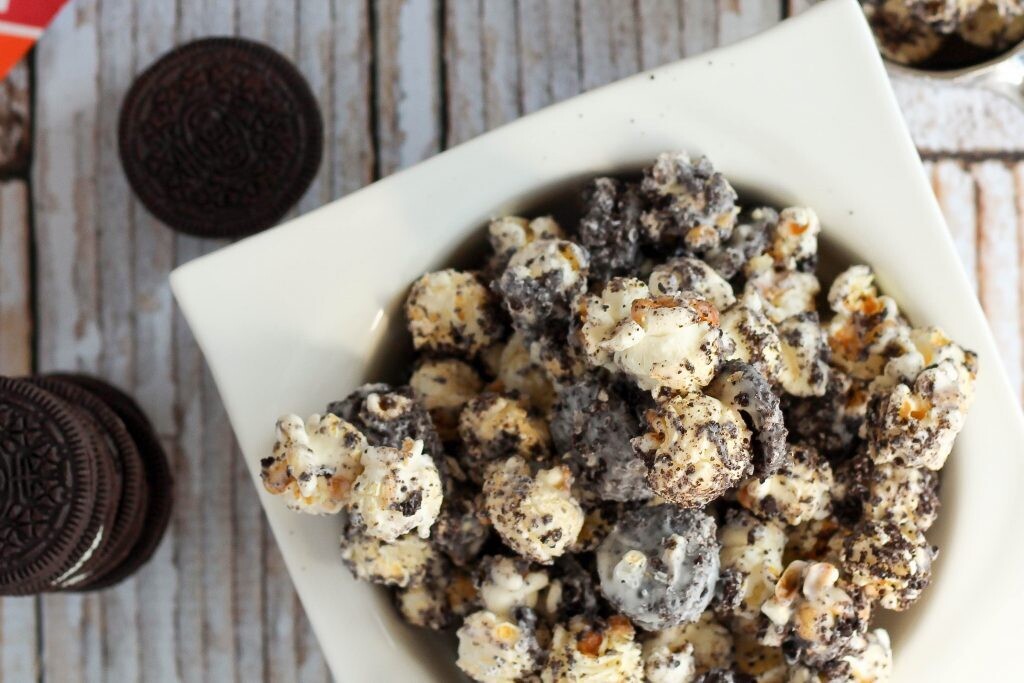 Crispetes de xocolata blanca i oreo