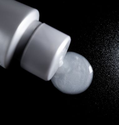 Ridurre i danni di capelli trattati chimicamente