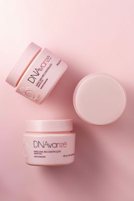 Capelli danneggiati, malnutriti e opachi
