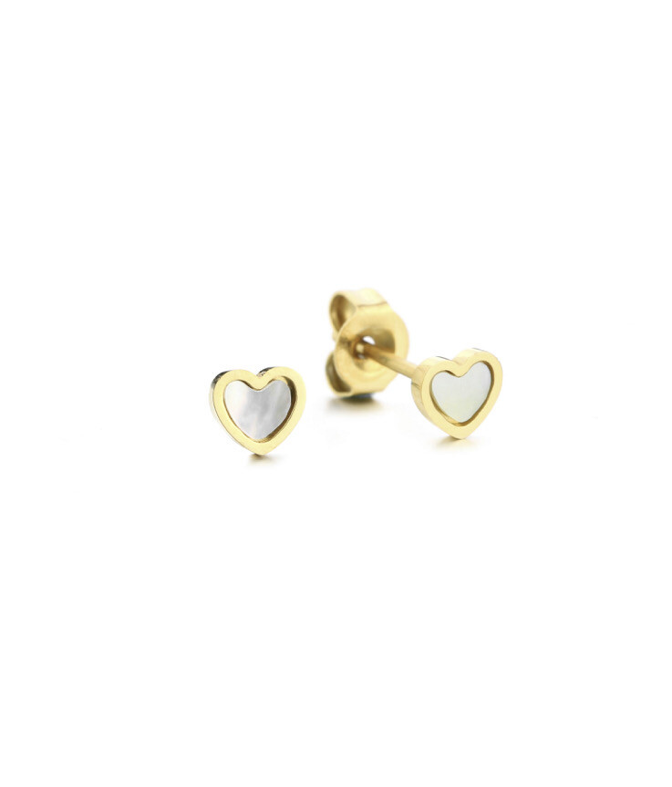 Heart Pearl Stud Gold