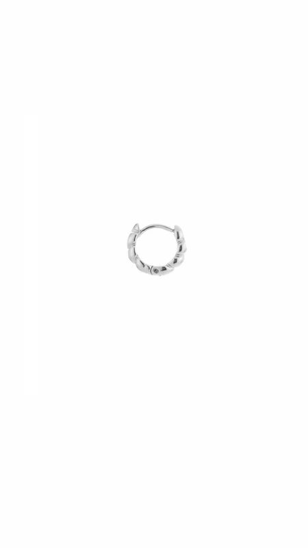 Basic Hoop Twist 10 mm Silver