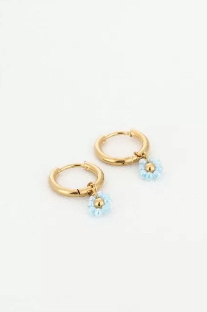 Flower hoops blue