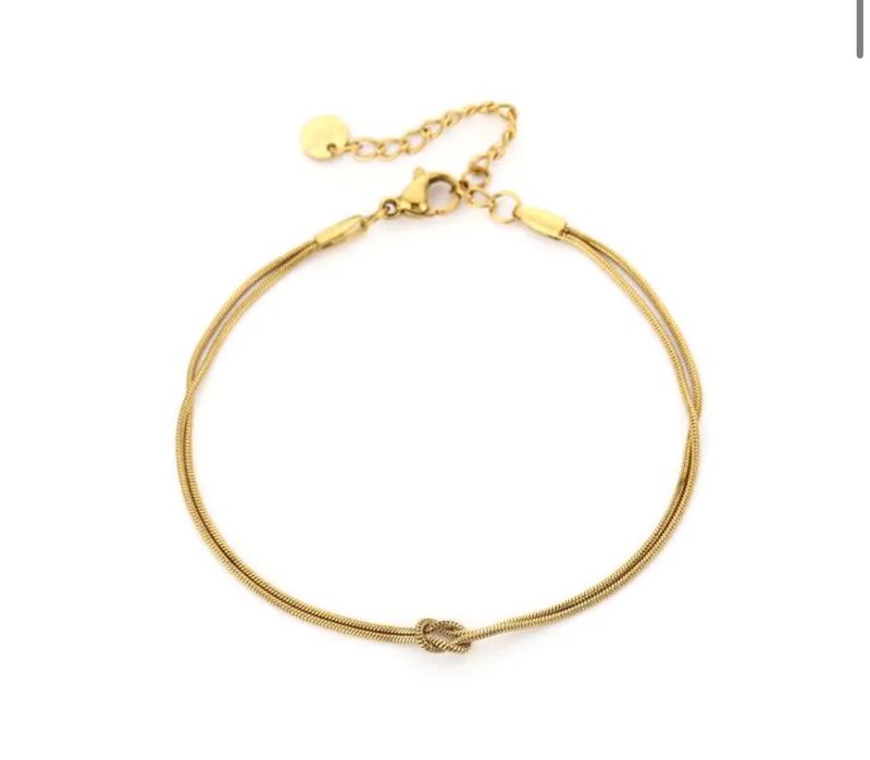 Armband met knoopje