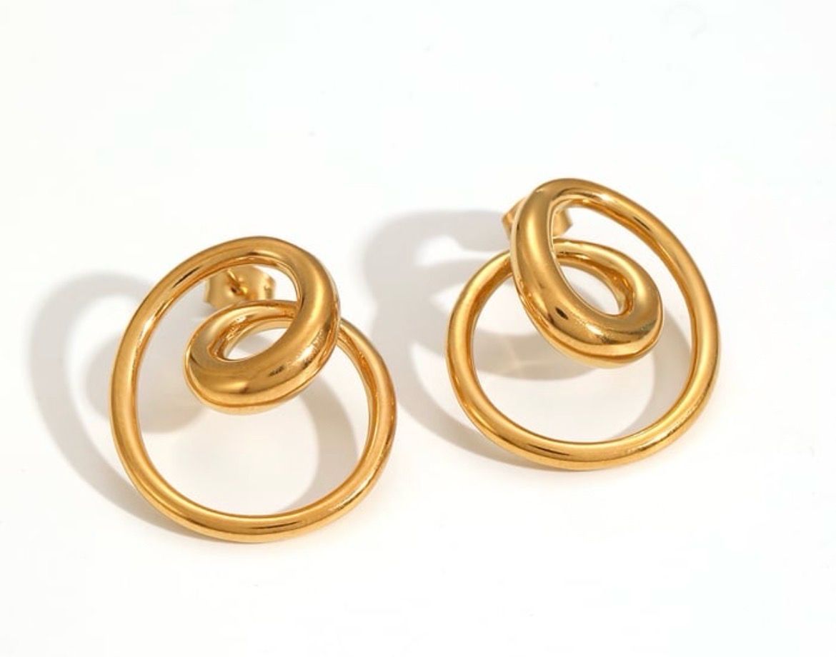Halo twist Earrings gold