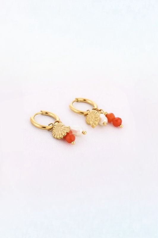 Sea glow coral