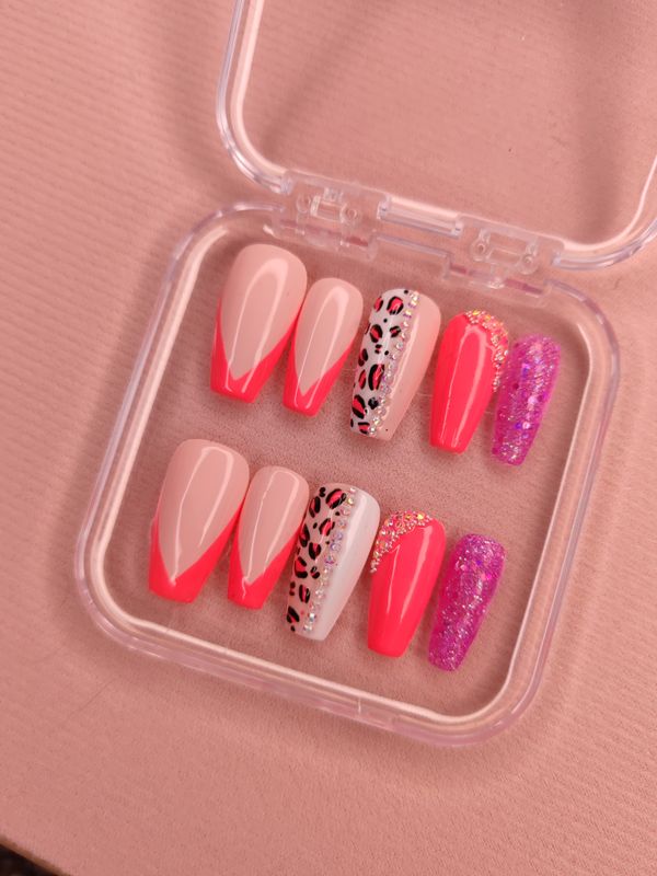 Press On Nails