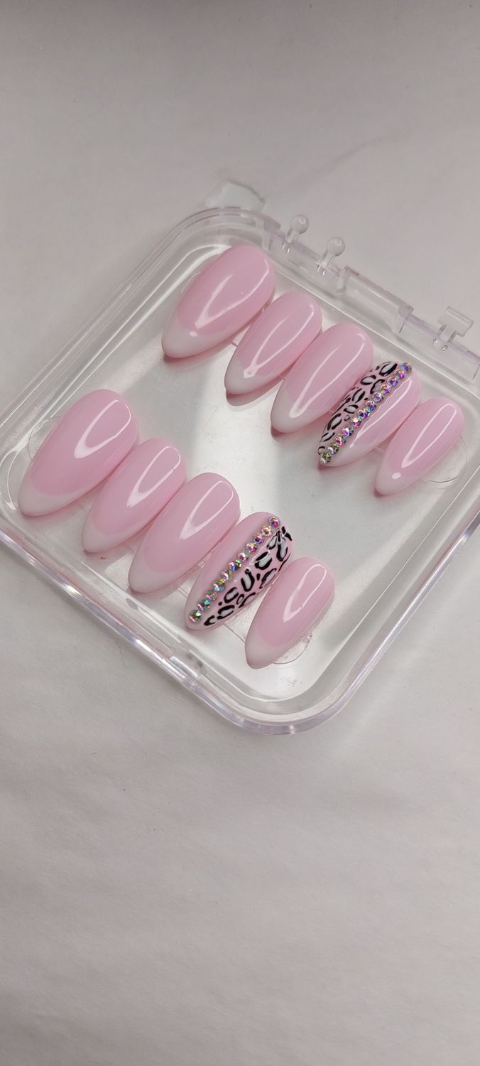 Press on nails 