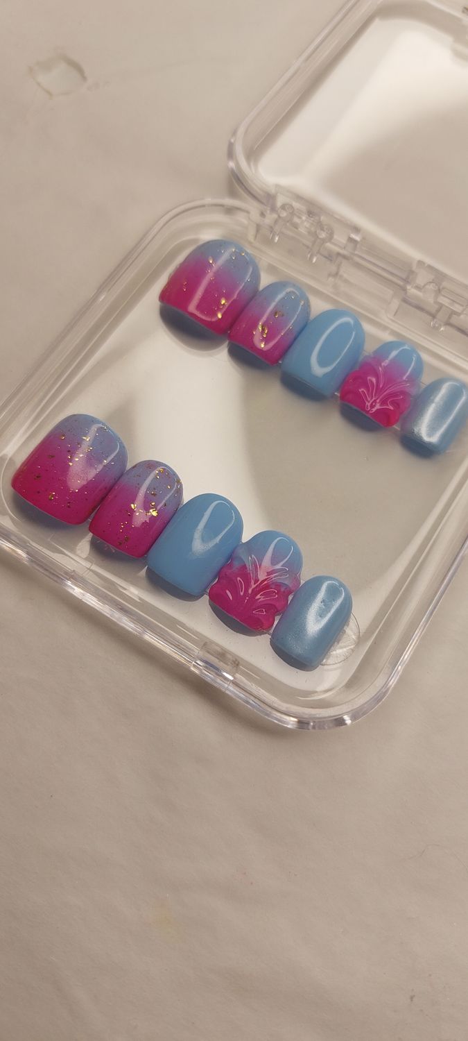 Press on nails 