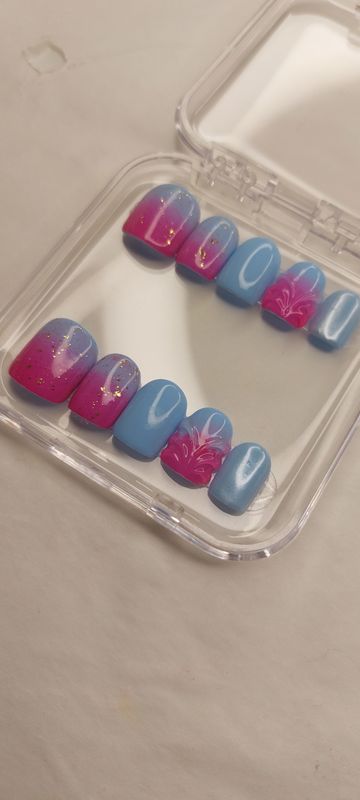 Press on nails 