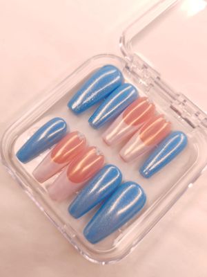 Press on nails