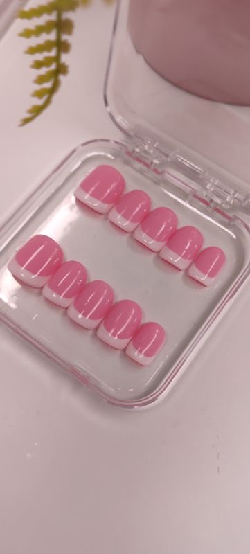 Press On Nails