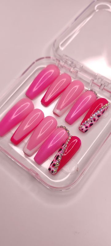 Press On Nails