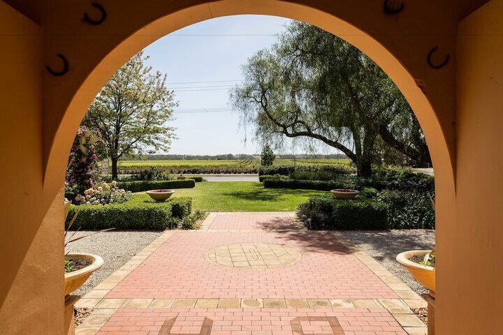 Barossa House, Tanunda, SA.