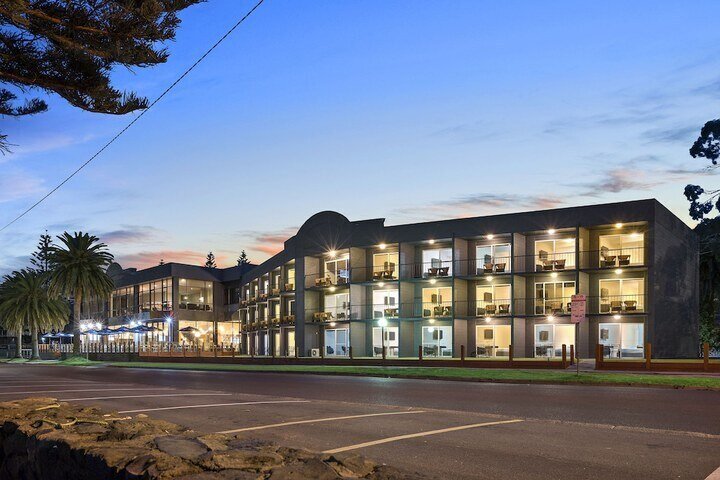 North Pier Hotel, Cowes, Phillip Island, Vic.