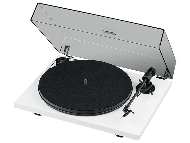 Pro-Ject   Primary E