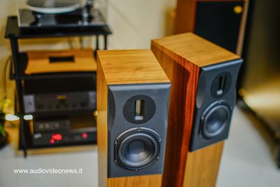 Neat Acoustics Exstra
